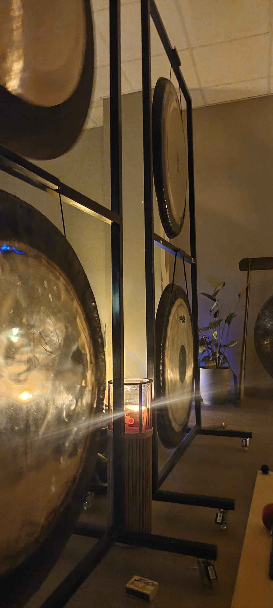 Baño de gong en Lleida